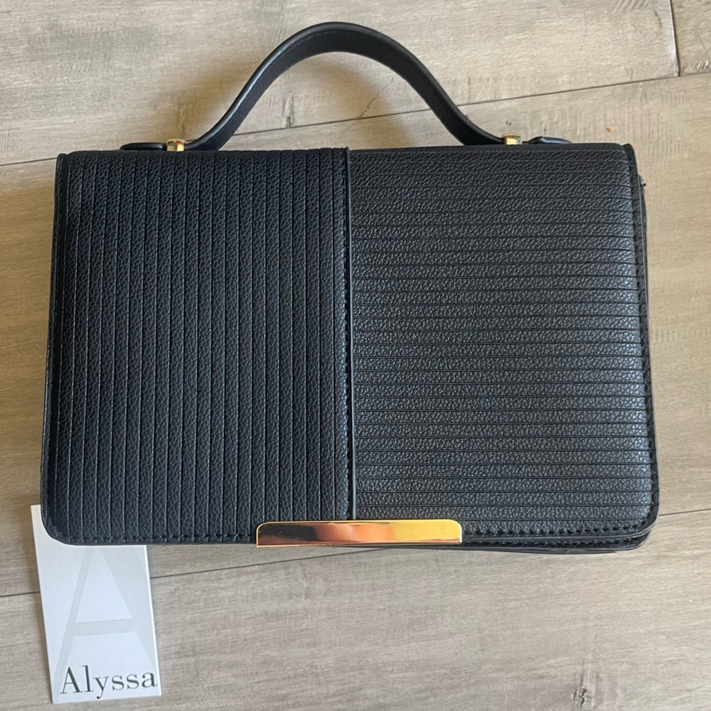 Alyssa Nicole Black Crossbody Bag